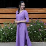 Lavender V-Neck Straight Kurta Set for Women